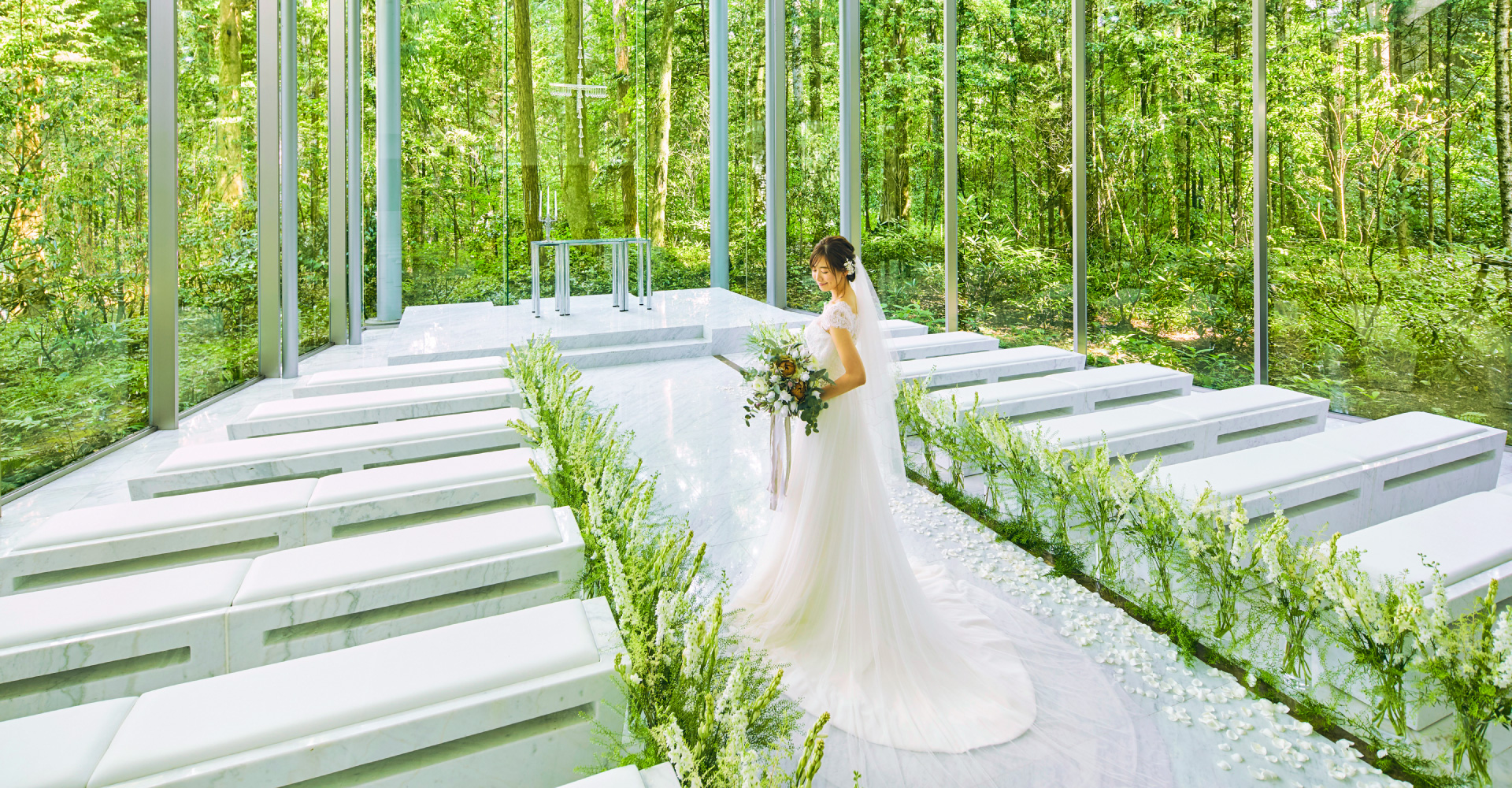 軽井沢でのリゾート挙式・結婚式・ウェディング・ブライダルの結婚式場選びなら「ブライダル図書館 軽井沢店」まで!軽井沢で素敵なウェディングを。 軽井沢でのリゾート挙式・結婚式・ウェディング・ブライダルの結婚式場選びなら「ブライダル図書館 軽井沢店」まで!軽井沢で素敵なウェディングを。